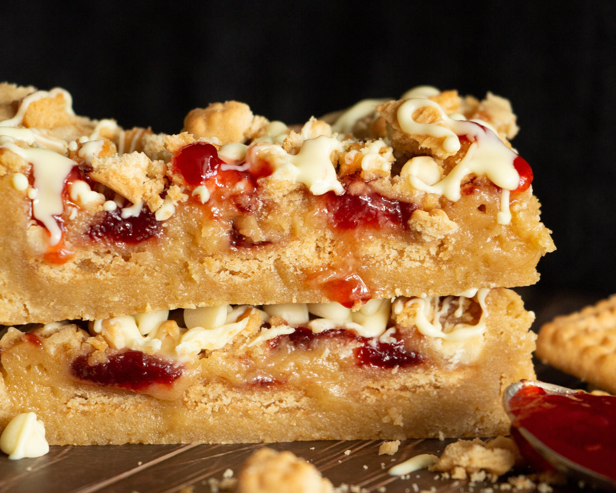 Strawberry Crunch Blondies