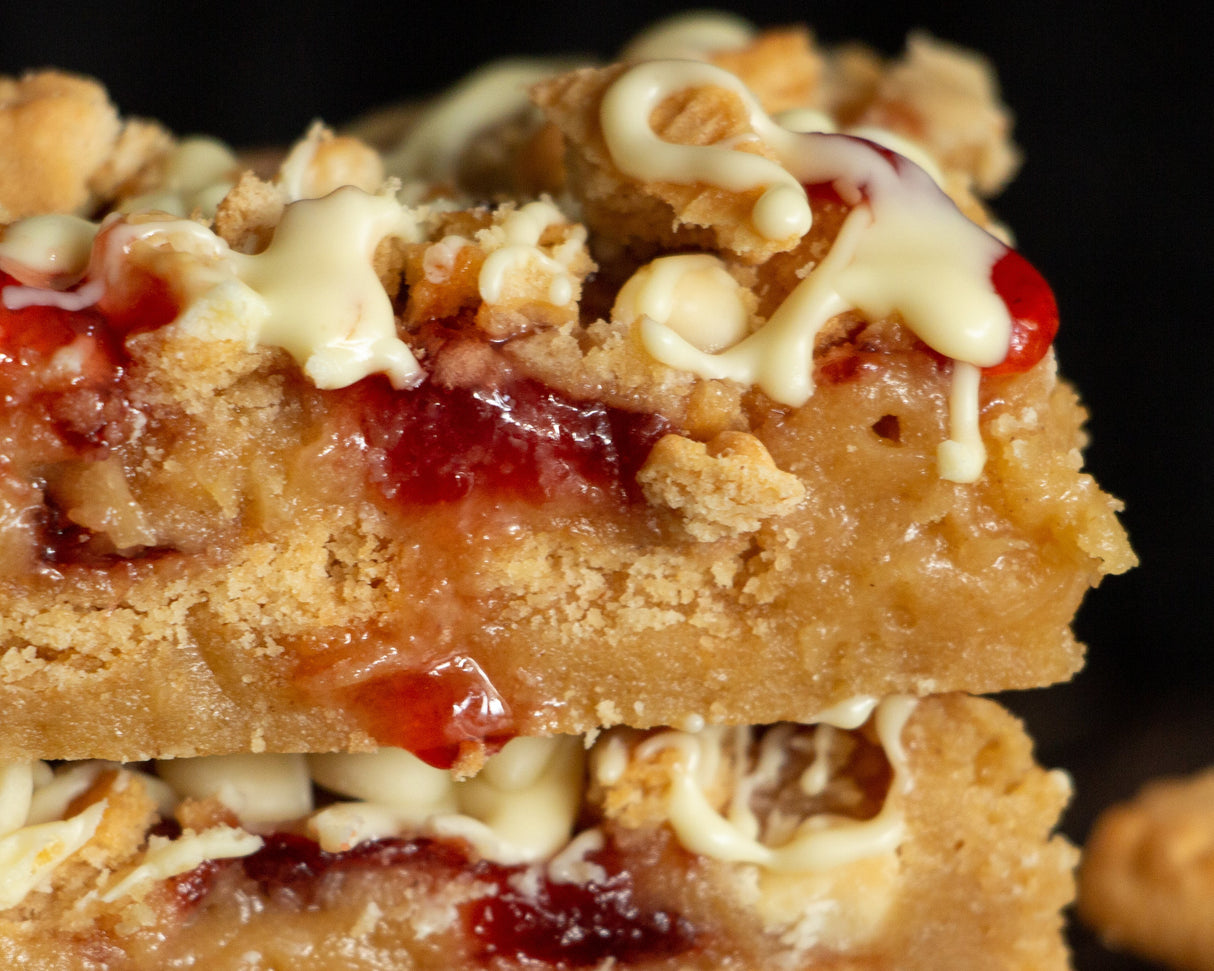 Strawberry Crunch Blondies